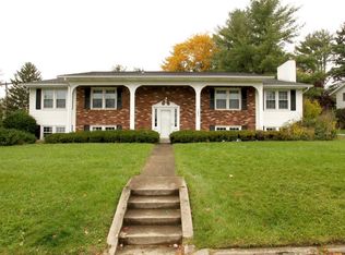 3621 Pheasant Ln, Endwell, NY 13760