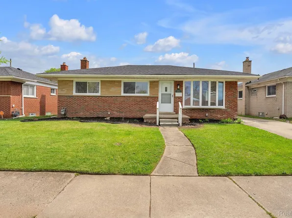 26821 W Davison, Redford, MI 48239