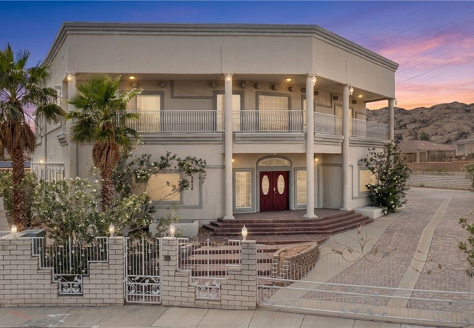 1st image of 3629 Catalina Dr