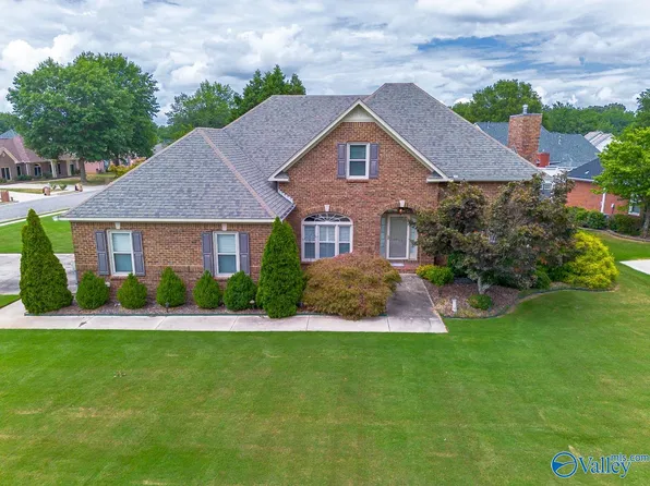 1804 Townshend Trce SW, Decatur, AL 35603