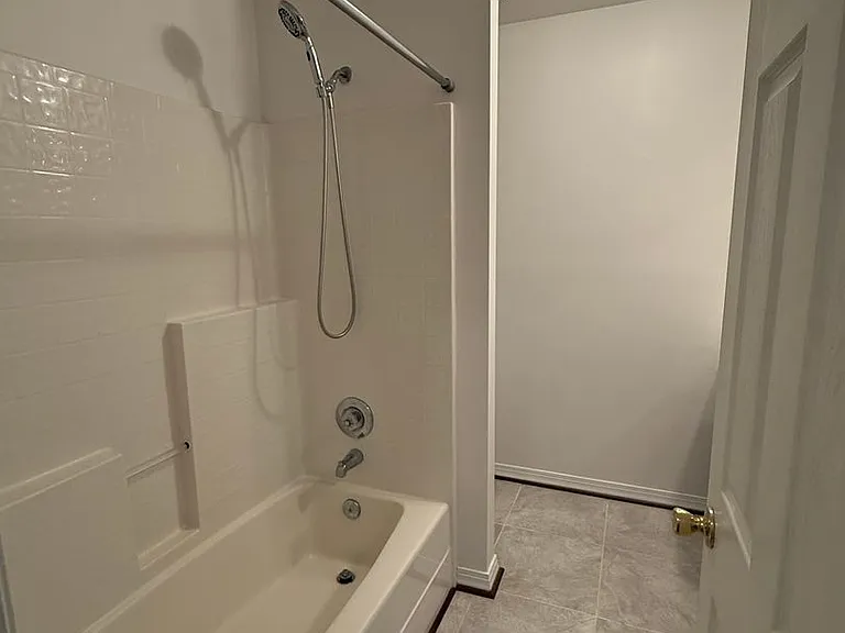2110 Portofino Ct — Photo 9