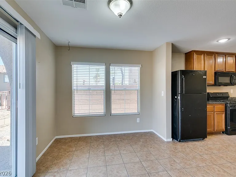 1155 Paradise Garden Dr — Photo 16