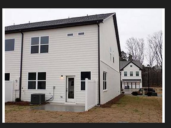 2nd image of 4620A Cypress Park Dr