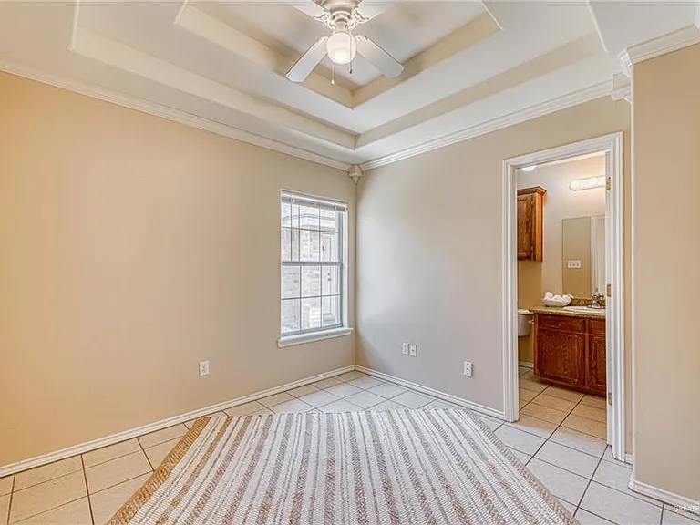 3705 S Embassy Ave #2 — Photo 6