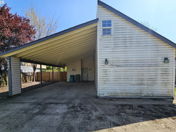 265 S Olive St, Yamhill, OR 97148