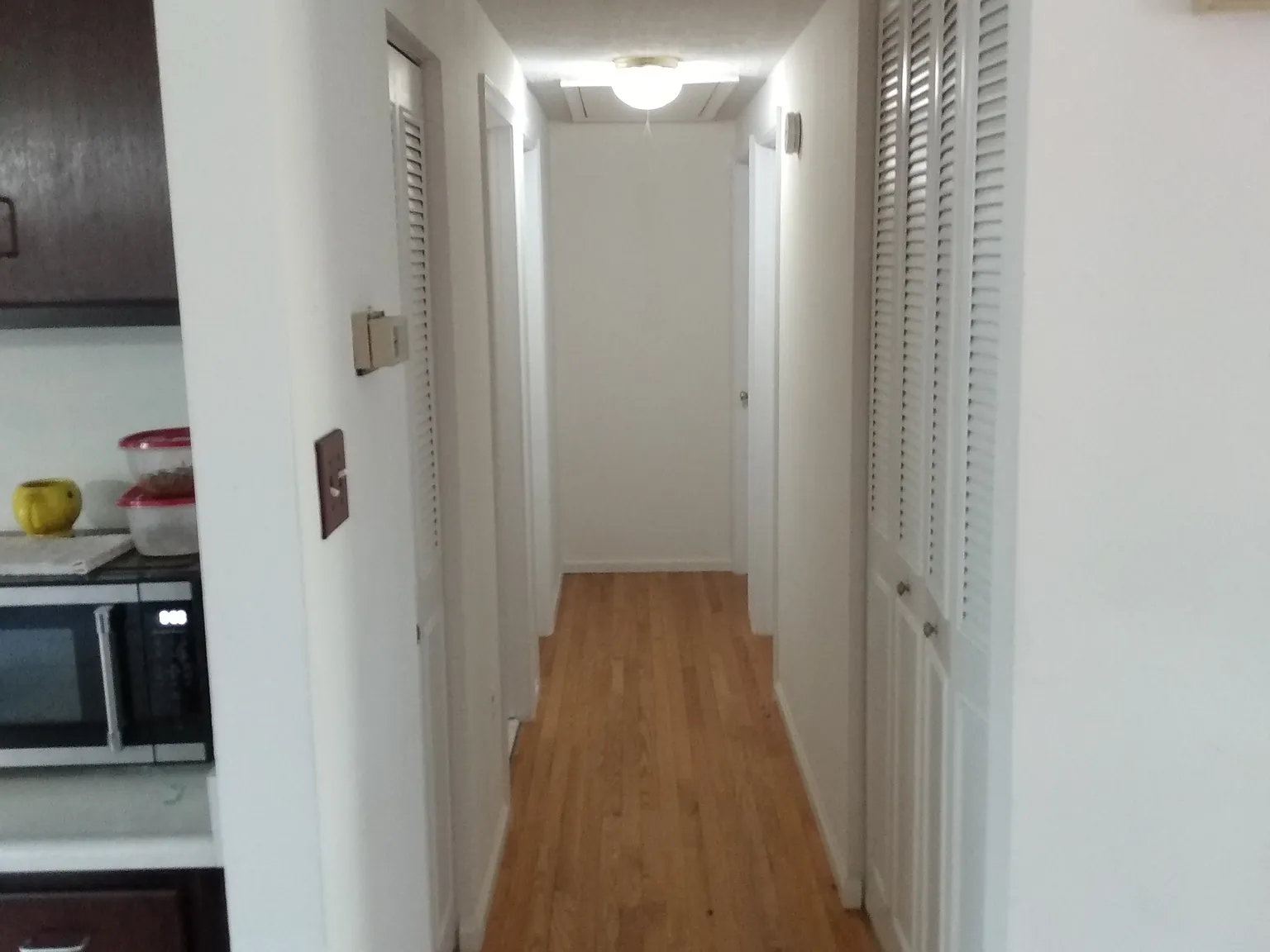 5 bed, 1944 sqft, $975 — Photo 3