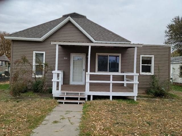1st image of 804 Odell St