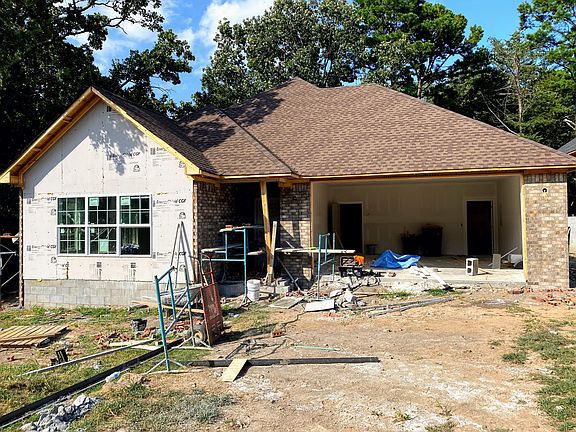 4th image of 143 Hudson Harbor Cir