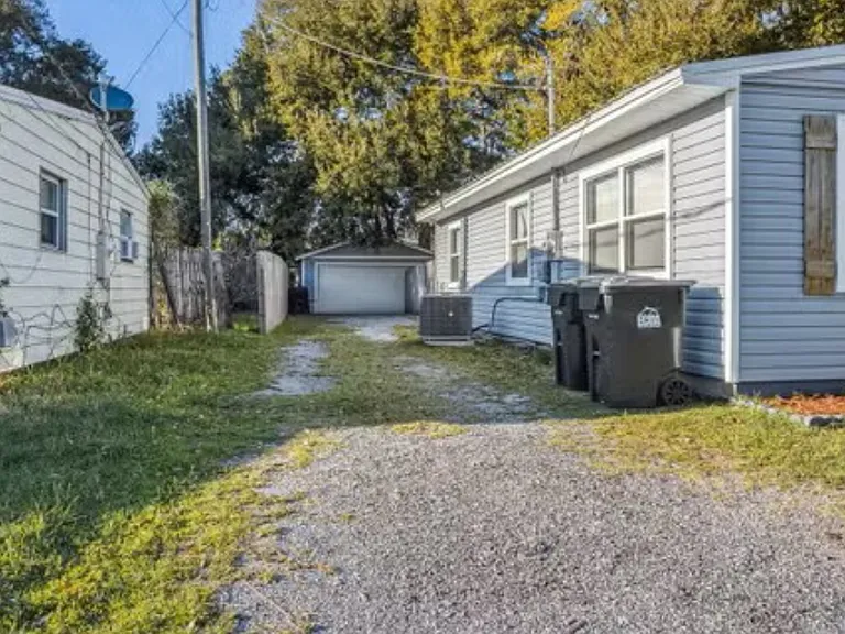 918 Fremont Ave — Photo 4