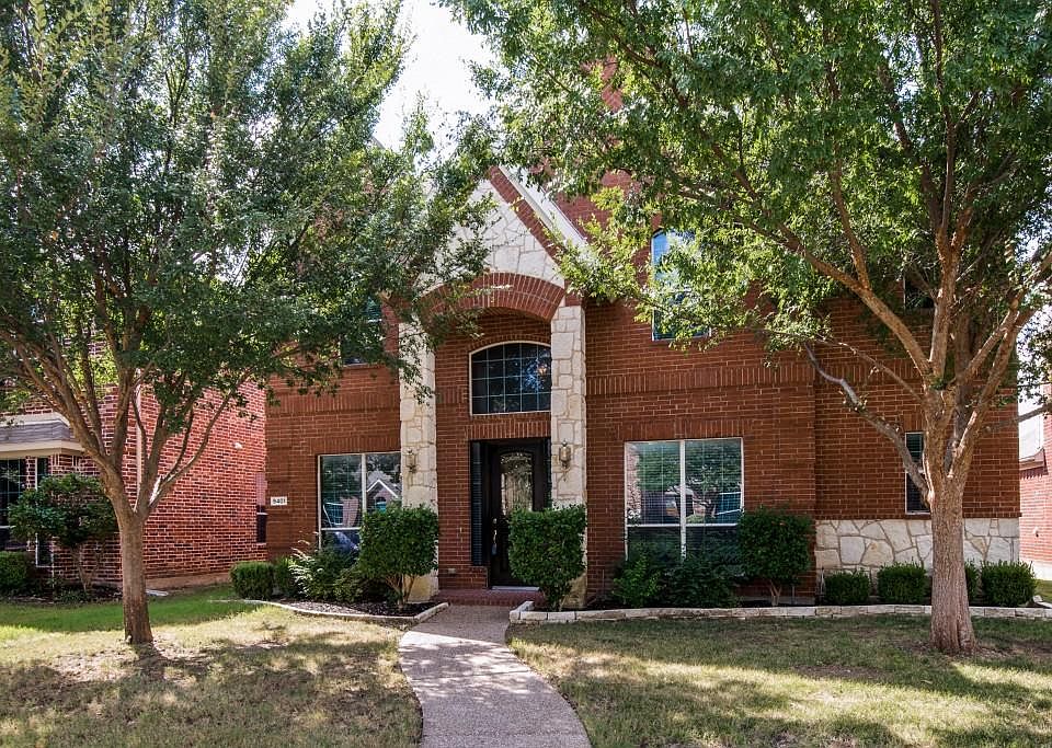1st image of 9401 Woodhurst Dr