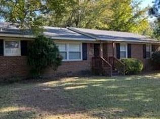 2306 Riley Rd, Kinston, NC 28504