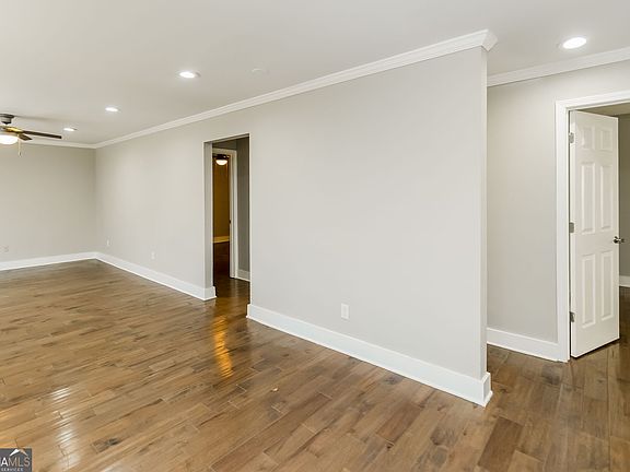 4th image of 1440 Joy Ln