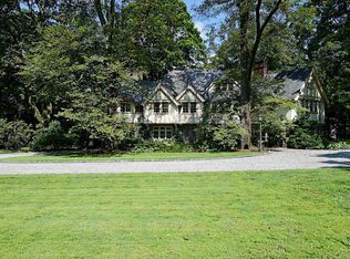 11 Richbell Rd, Scarsdale, NY 10583