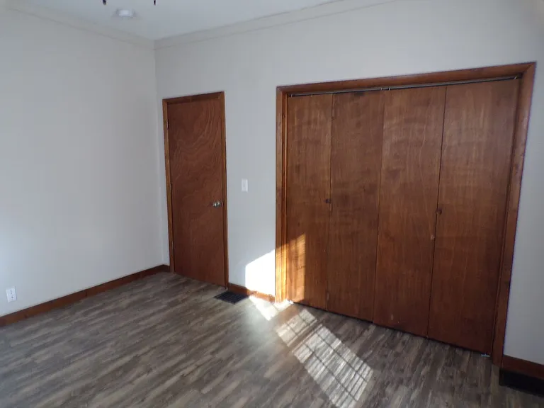 247 S Kansas St — Photo 34