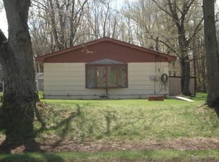 21443 W Elmwood Ave, Wilmington, IL 60481