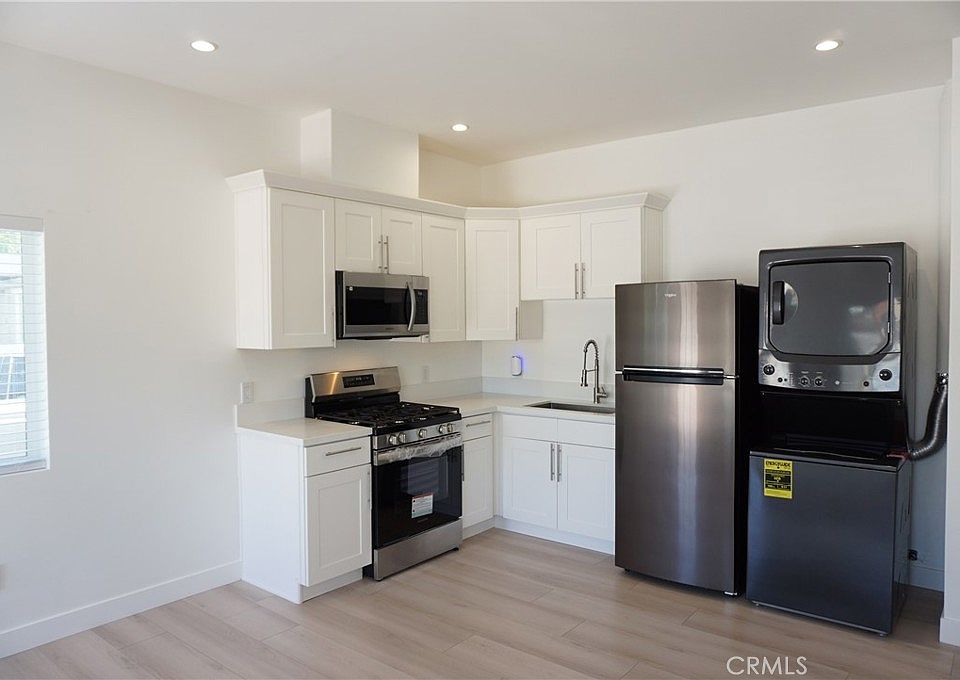 1st image of 8824 Quartz Ave