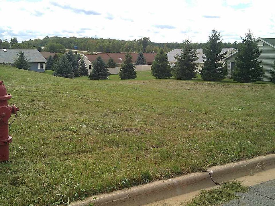 2nd image of 794 Stone Ridge Dr