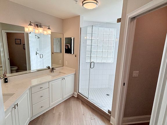 4th image of 89 Silver Oaks Cir APT 5103