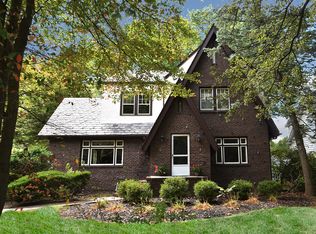 54 Burnett Ter, Maplewood, NJ 07040