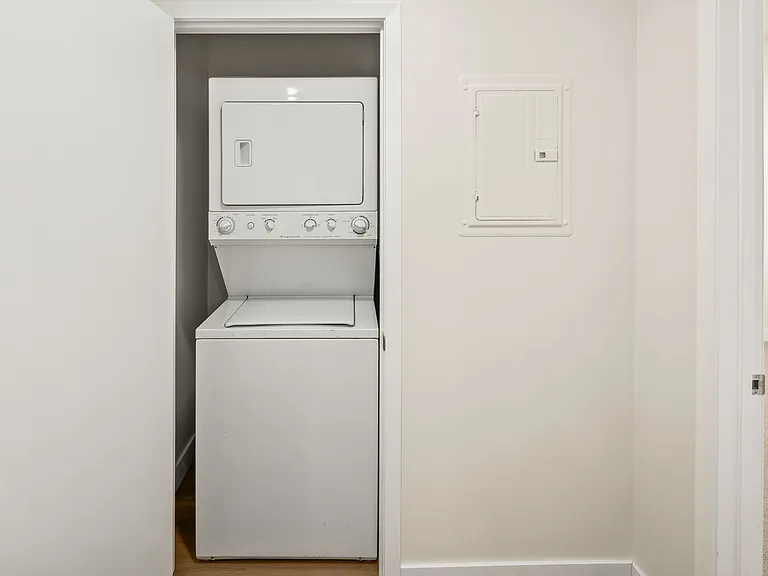 1150 J St #612 — Photo 14