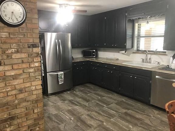 2nd image of 5118A Jarman St