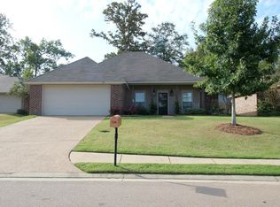 324 Fairview Dr, Brandon, MS 39047