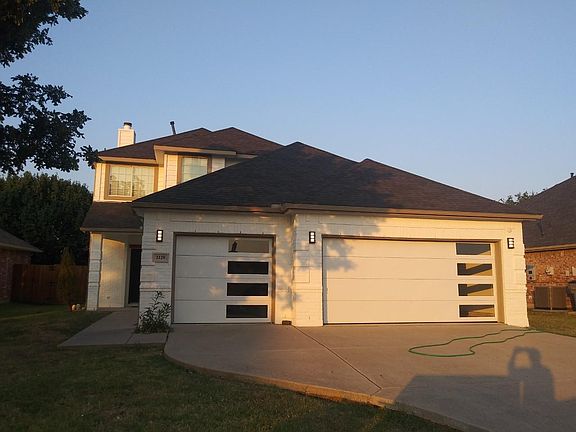 2nd image of 2129 Woodhaven Dr