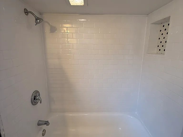 6916 N Central Ave — Photo 16