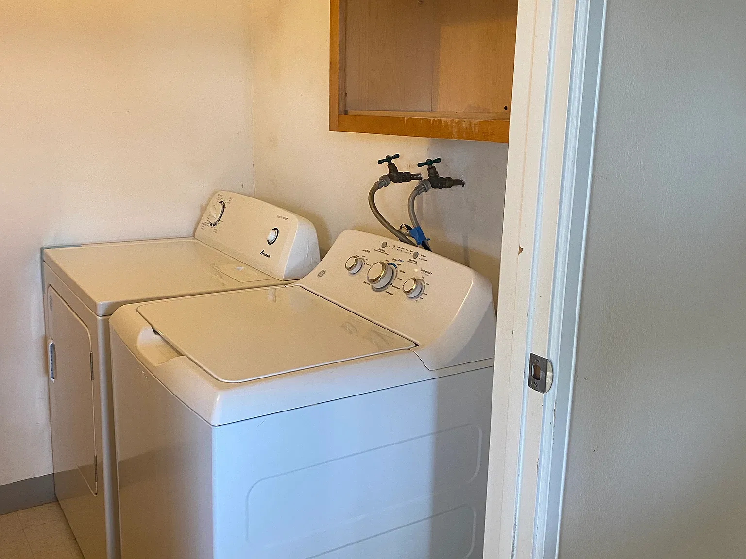 1 bed, 700 sqft, $2,300 — Photo 4
