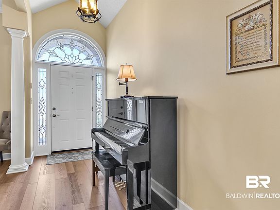 2nd image of 262 Royal Dr