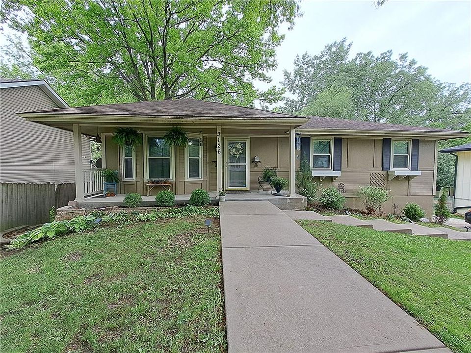1st image of 3126 Iowa St