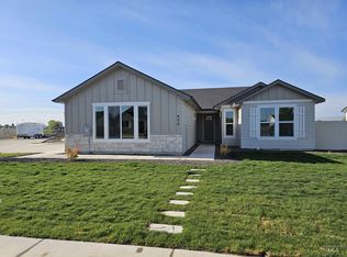 432 October Sky St, New Plymouth, ID 83655
