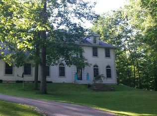 2891 Court Dr SE, Lowell, MI 49331