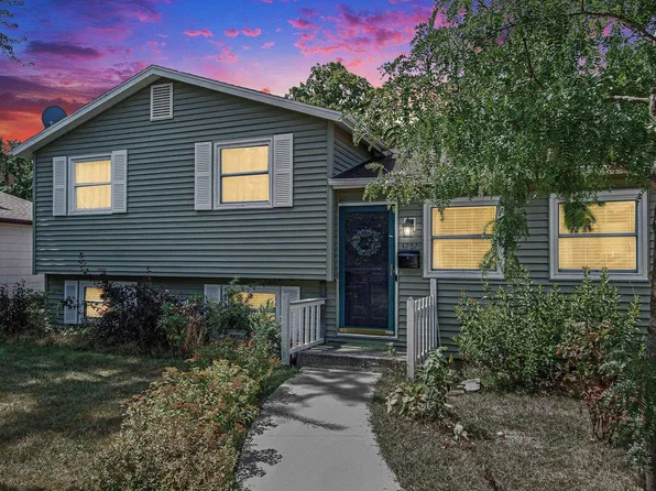 1757 Hass Dr, South Bend, IN 46635