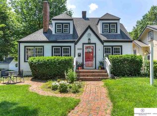 4603 Woolworth Ave, Omaha, NE 68106