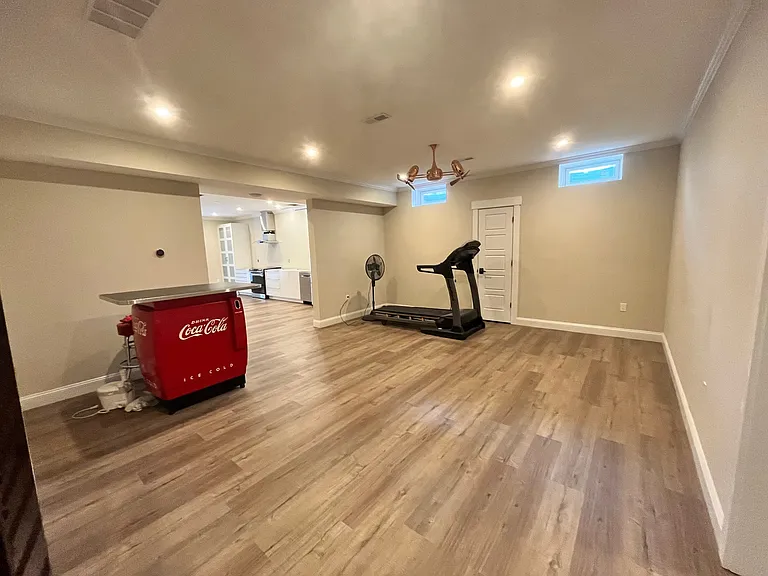 876 Sackettsford Rd — Photo 10