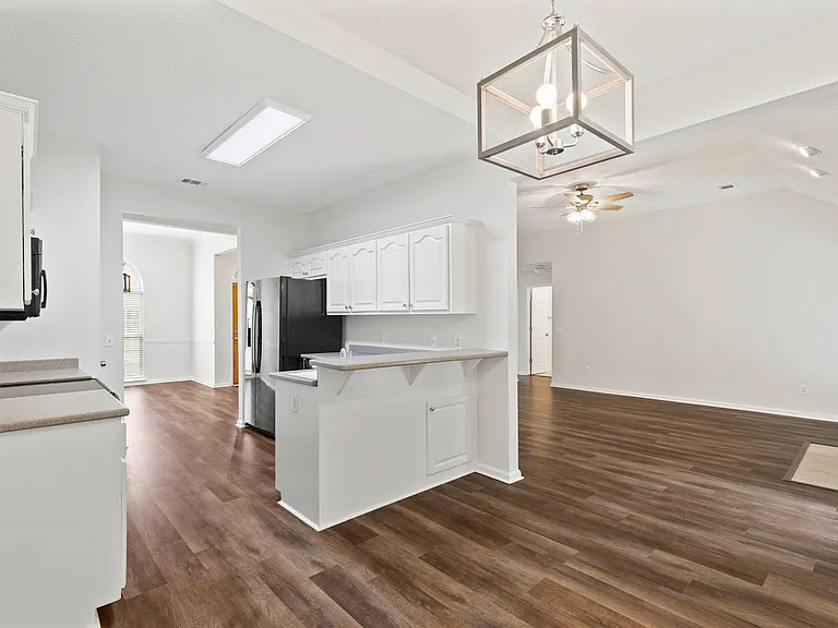 371 Marshview Dr — Photo 11