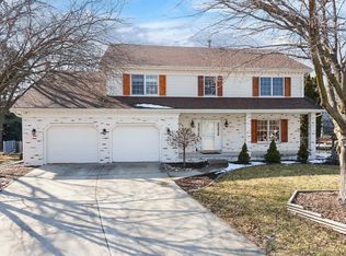 911 Rhymer Dr, Normal, IL 61761