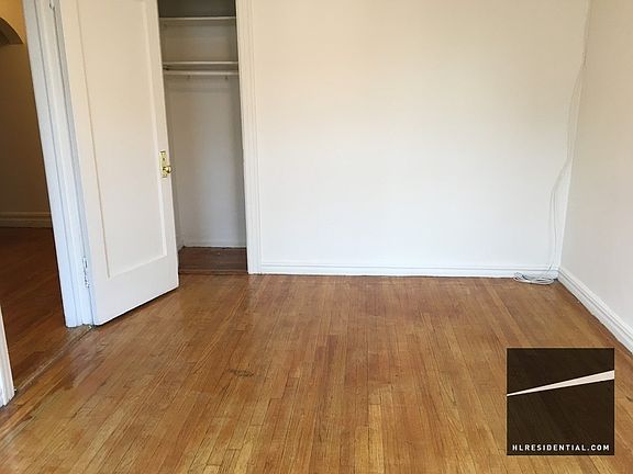 2nd image of 4309 40th St APT 5F