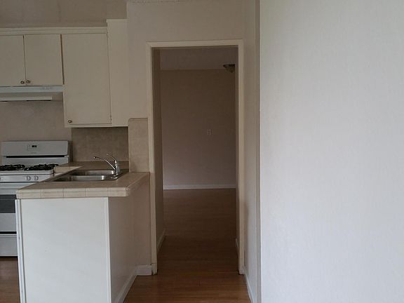 3rd image of 1119 W Los Angeles Ave APT 8