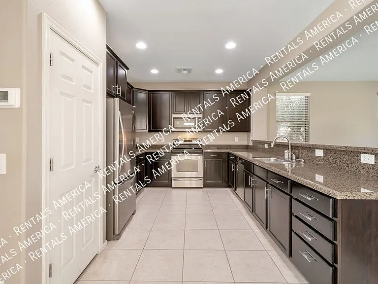 21442 E Saddle Ct — Photo 10