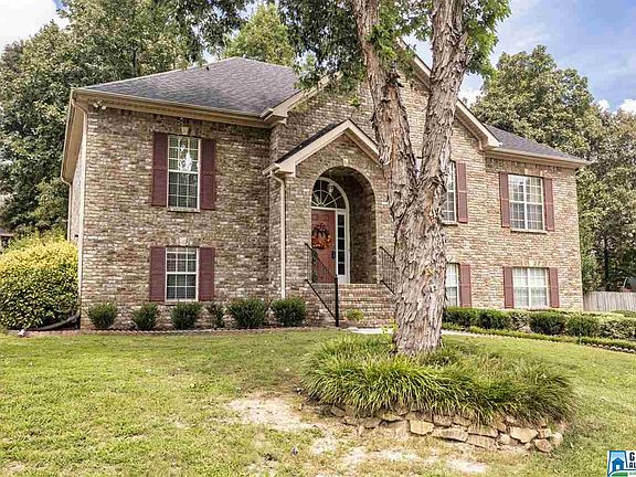 3rd image of 152 Wisteria Dr