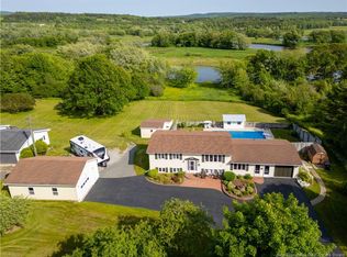 1496 Main St, Hampton, NB E5N 6H1