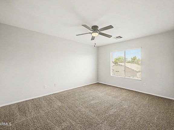 4th image of 1441 E CHRISTOPHER Street