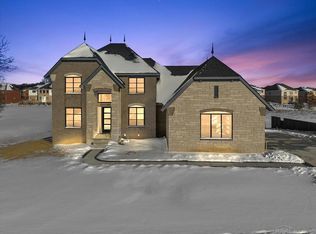 42528 Saddle Ln, Sterling Heights, MI 48314