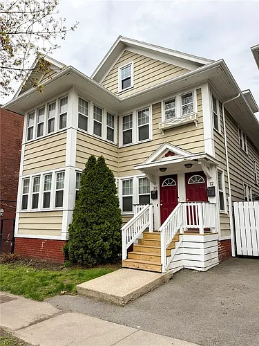 12 Boardman St Photo 1