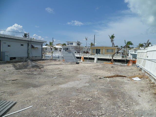 2nd image of 1019 27th Street Ocean St