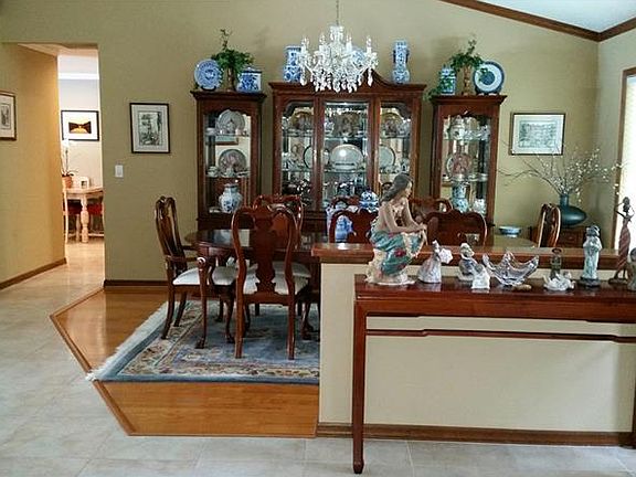4th image of 5721 Piney Lane Dr