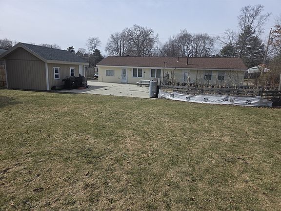 5th image of 15 Wachusetts Rd