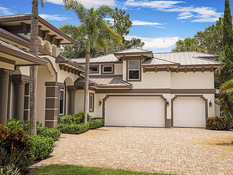 1296 SE Colony Way — Photo 4